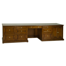 Maury Desk