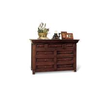 Lisette Chest
